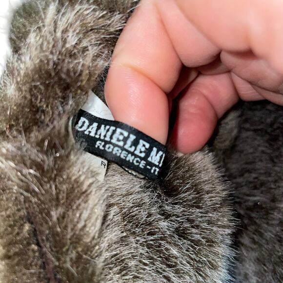 Daniele Meucci Faux Fur Bucket Hat Brown Florence Italy OS Mob Wife Winter Luxe - Picture 5 of 14